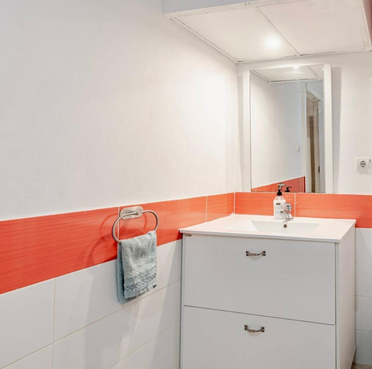 Harmony Stay Rooms Valencia Room photo